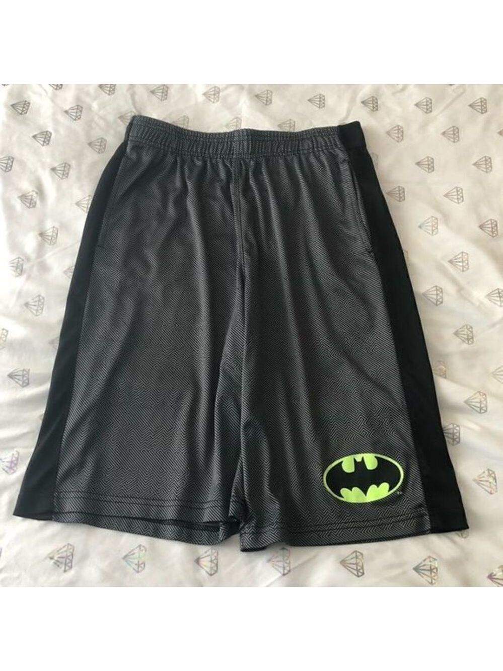 BATMAN boys size XXL (18) athletic wear shorts